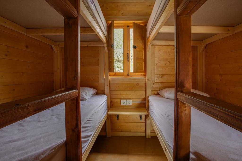 Camping La Sierrecilla Humilladero ภายนอก รูปภาพ